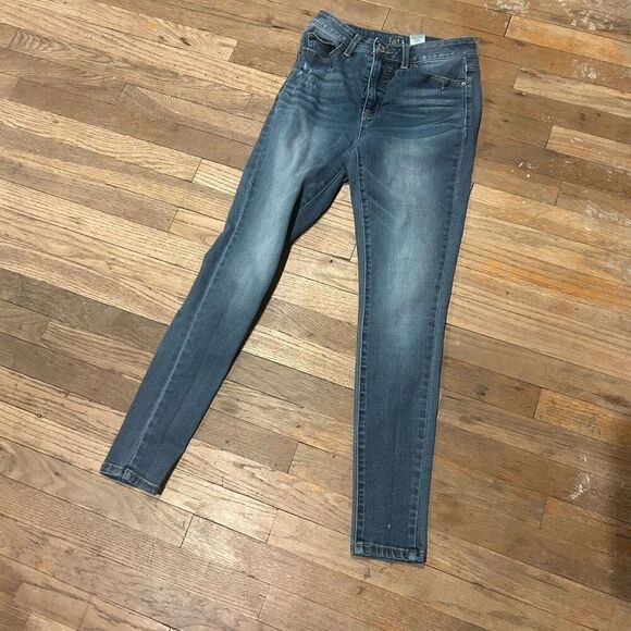 Time and Tru jeans skinny size 4 - Picture 1 of 7
